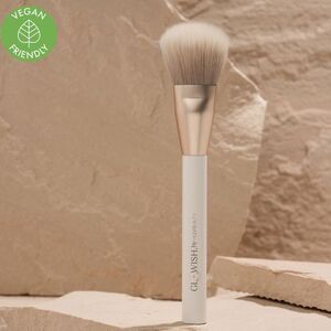 GloWish by Huda Beauty All Over Bronze Brush for use with any powder formula 🪥